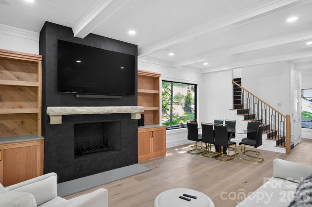 475 State View Road, Boone, NC 28607