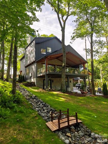 475 State View Road, Boone, NC 28607