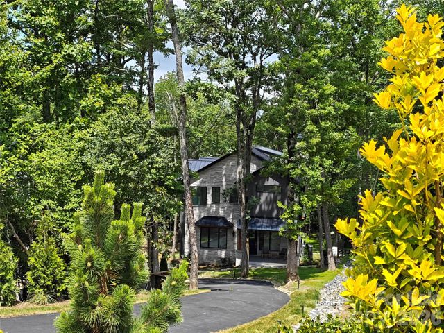 475 State View Road, Boone, NC 28607