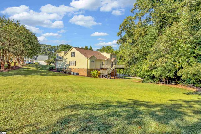 532 Dominion Way, Boiling Springs, SC 29316