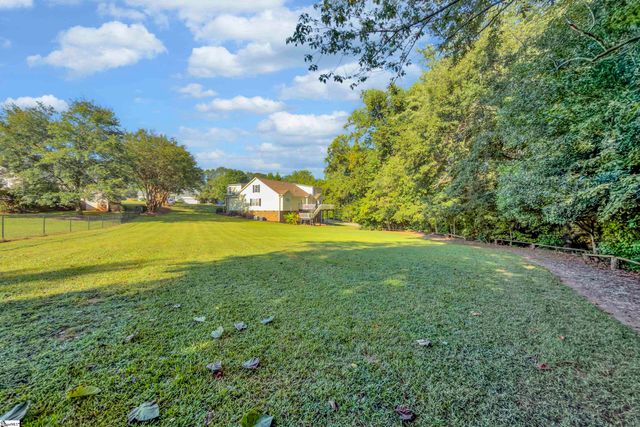 532 Dominion Way, Boiling Springs, SC 29316