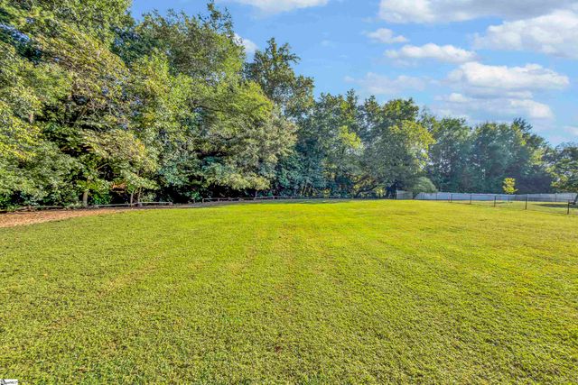 532 Dominion Way, Boiling Springs, SC 29316