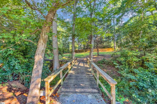 532 Dominion Way, Boiling Springs, SC 29316