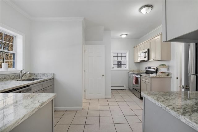 101 Belmont St, Rockland, MA 02370