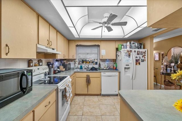 570 VILLA VISTA BOULEVARD, Lakeland, FL 33813