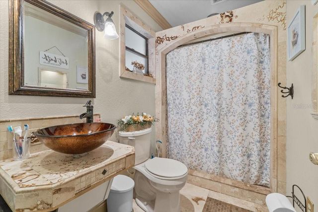 570 VILLA VISTA BOULEVARD, Lakeland, FL 33813