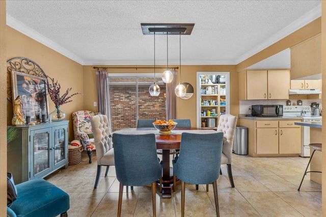 570 VILLA VISTA BOULEVARD, Lakeland, FL 33813