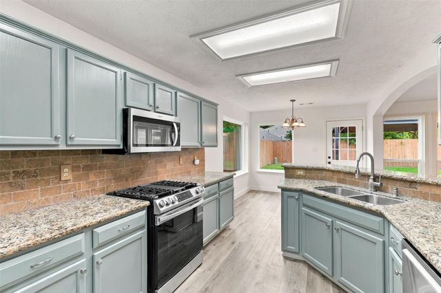 1431 W Welsford Drive, Spring, TX 77386