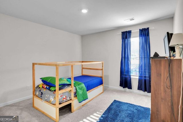 90 Thompson Drive, Dallas, GA 30132