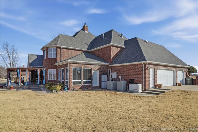 4210 Eagle Crest, Muskogee, OK 74401