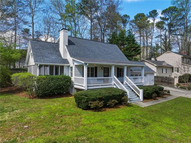 141 Lake Somerset NW Crest, Marietta, GA 30064