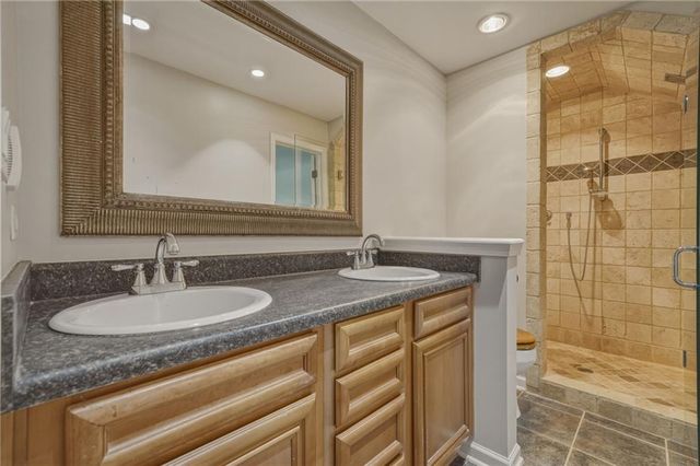 141 Lake Somerset NW Crest, Marietta, GA 30064