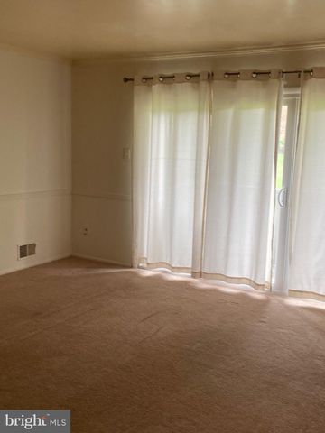 2715 ADAMS CT, North Wales, PA 19454