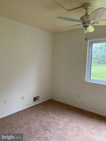 2715 ADAMS CT, North Wales, PA 19454