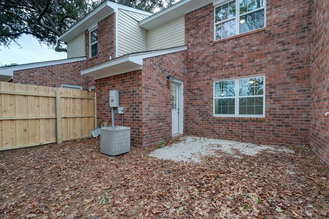 1517 Nantahala Boulevard, Mount Pleasant, SC 29464