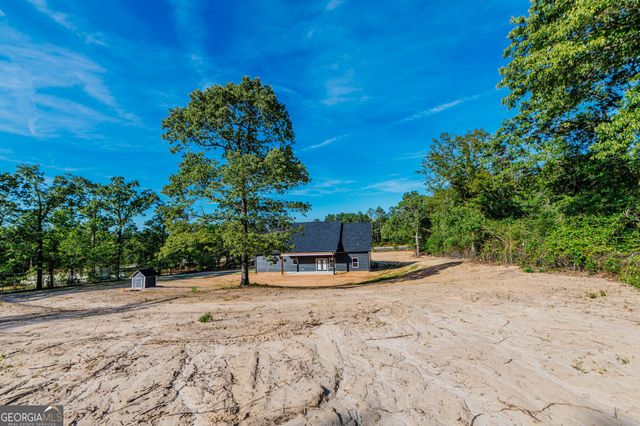 1420 Gunters Mill Road, Byron, GA 31008