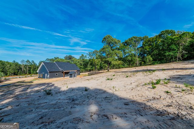 1420 Gunters Mill Road, Byron, GA 31008