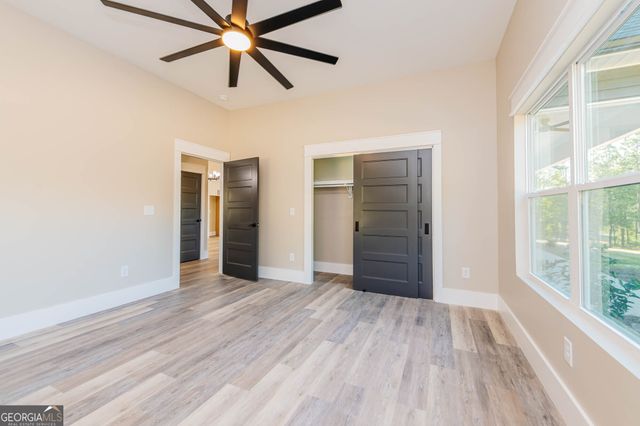 1420 Gunters Mill Road, Byron, GA 31008