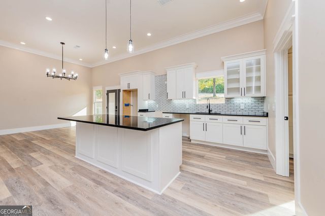 1420 Gunters Mill Road, Byron, GA 31008