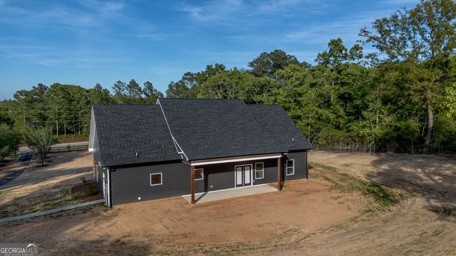 1420 Gunters Mill Road, Byron, GA 31008