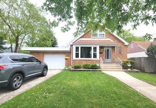 9301 S Spaulding Avenue, Evergreen Park, IL 60805