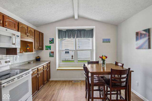 1421 Michigan Road, Franklin, IN 46131