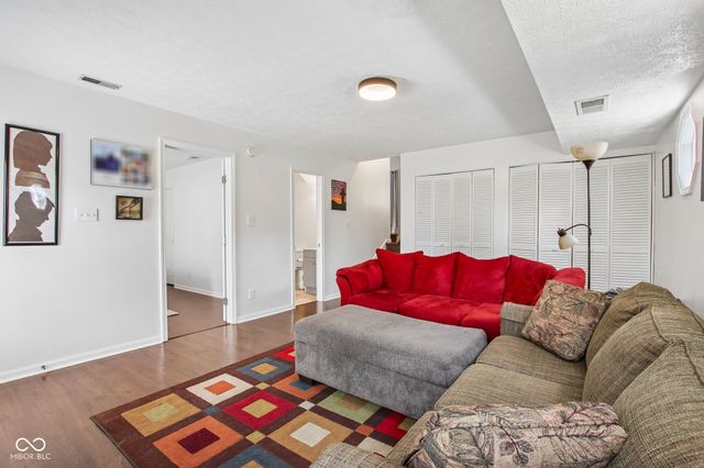 1421 Michigan Road, Franklin, IN 46131