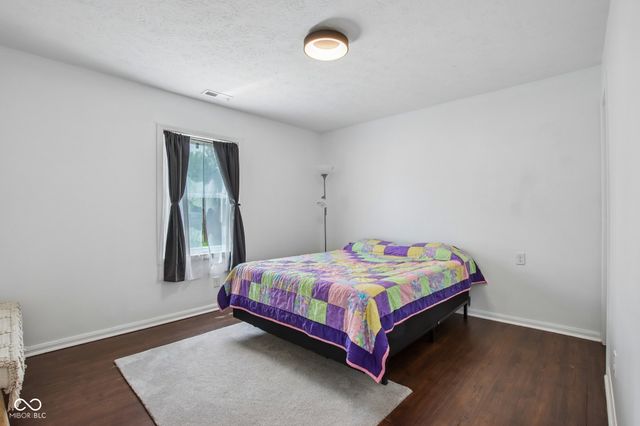 1421 Michigan Road, Franklin, IN 46131
