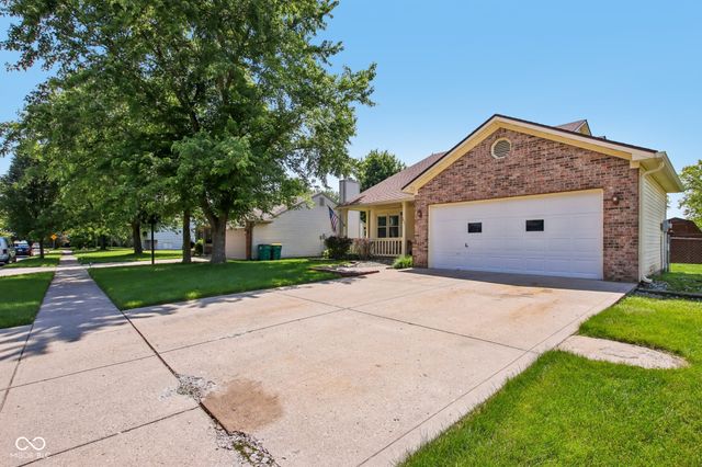 1421 Michigan Road, Franklin, IN 46131
