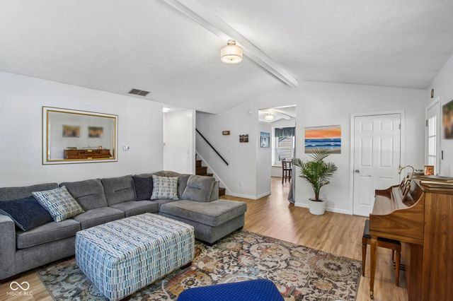 1421 Michigan Road, Franklin, IN 46131