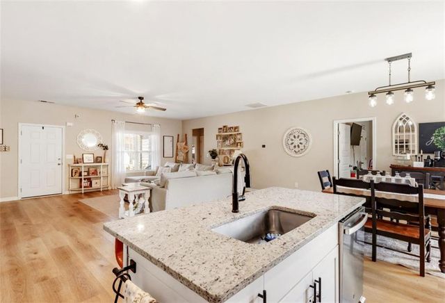 99 Autumn Drive, Bremen, GA 30110