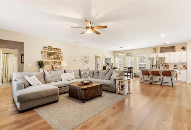 99 Autumn Drive, Bremen, GA 30110