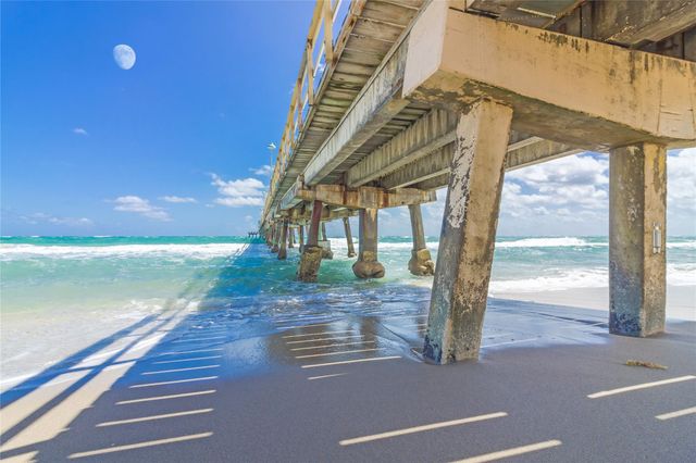 210 NE 40th St 216, Oakland Park, FL 33334