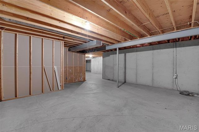 119 Courtfield Drive, O'fallon, MO 63366