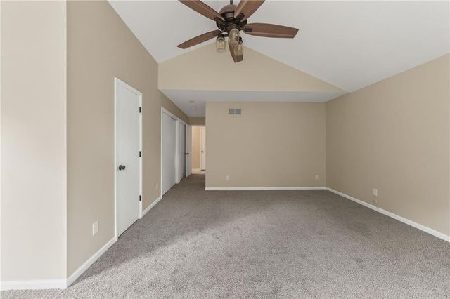 6512 NW Quail Run Drive, Kansas City, MO 64152