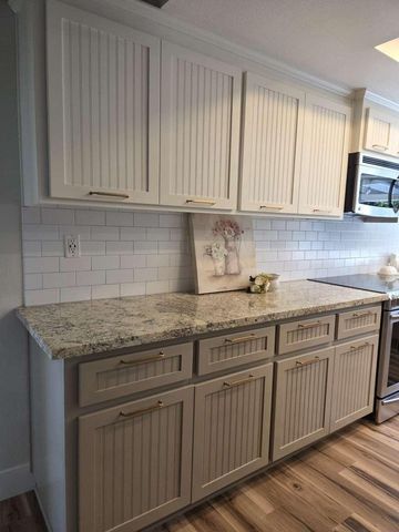 8328 Canyon Oak Dr, Citrus Heights, CA 95610