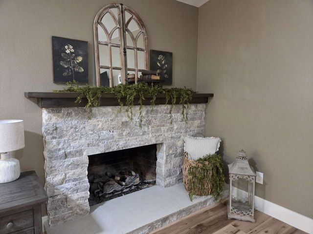 8328 Canyon Oak Dr, Citrus Heights, CA 95610