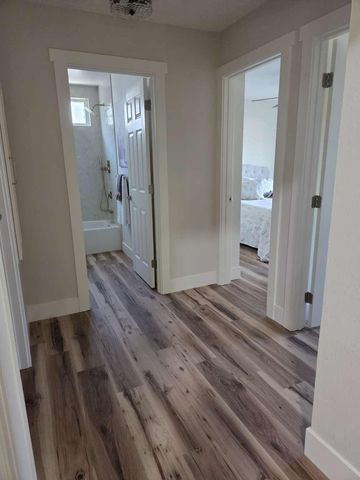 8328 Canyon Oak Dr, Citrus Heights, CA 95610