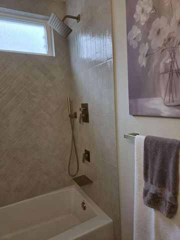 8328 Canyon Oak Dr, Citrus Heights, CA 95610