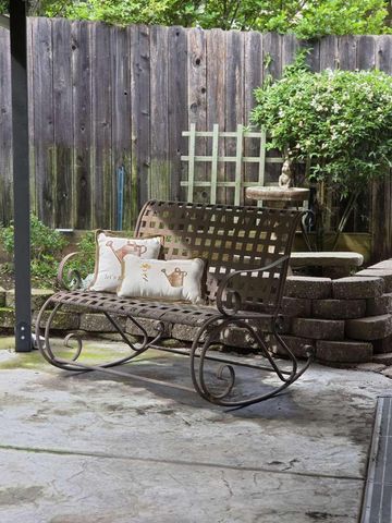 8328 Canyon Oak Dr, Citrus Heights, CA 95610