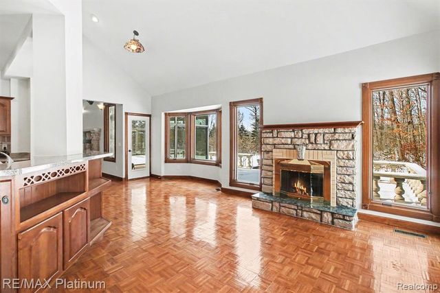 5245 Fleming Road, Fowlerville, MI 48836