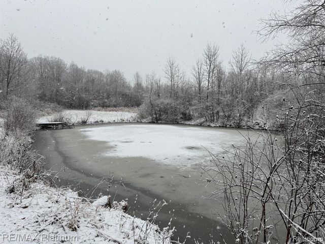 5245 Fleming Road, Fowlerville, MI 48836