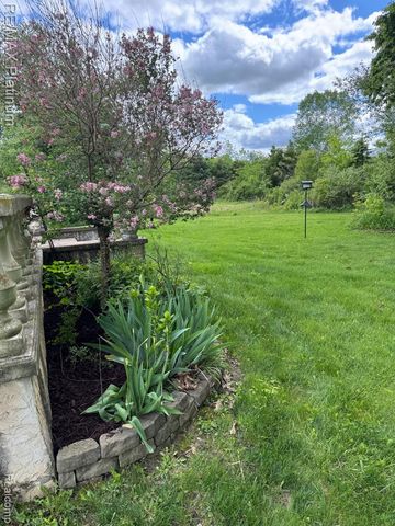 5245 Fleming Road, Fowlerville, MI 48836