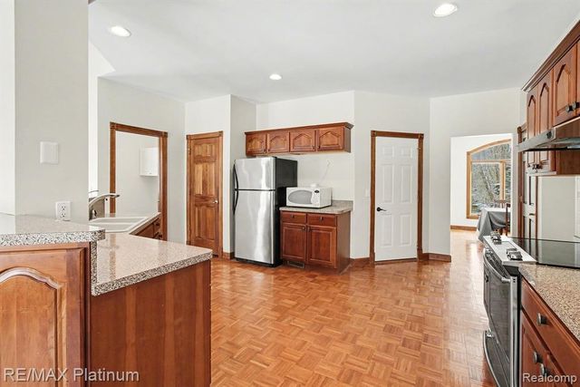 5245 Fleming Road, Fowlerville, MI 48836