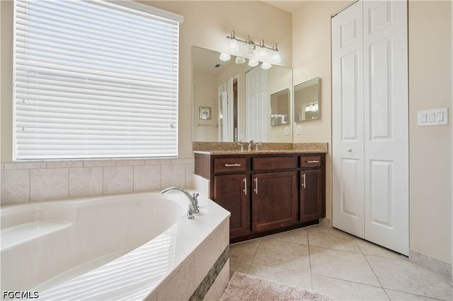 11315 Sparkleberry DR, Fort Myers, FL 33913