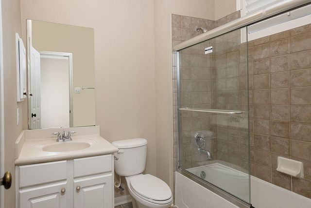 54 Longsford, The Woodlands, TX 77382