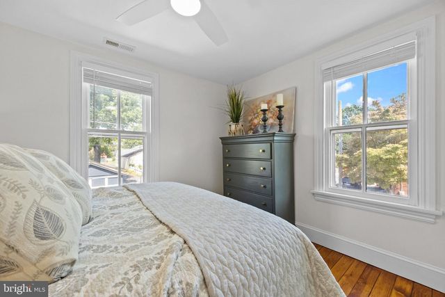 22 E PENN ST, Newtown, PA 18940