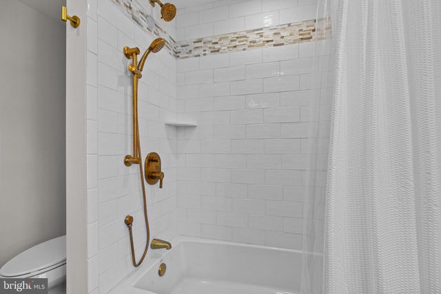 22 E PENN ST, Newtown, PA 18940