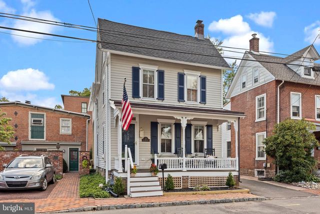 22 E PENN ST, Newtown, PA 18940