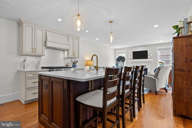 22 E PENN ST, Newtown, PA 18940